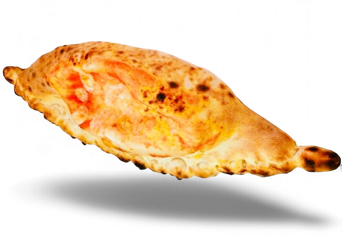 pizza calzone, garnie de sauce tomate, mozzarella, jambon - cuite au feu de bois - Pizzeria Amarena à Seraing